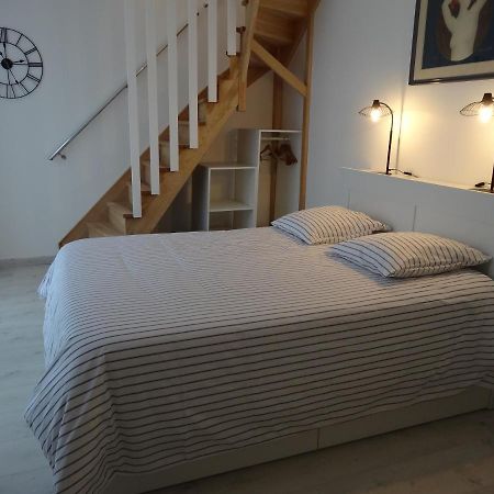 Les Petites Tuileries Bed & Breakfast Bray-sur-Seine ภายนอก รูปภาพ